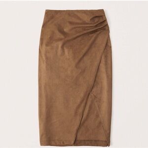 Abercrombie & Fitch Vegan Suede Ruched Midi Skirt - Size XS